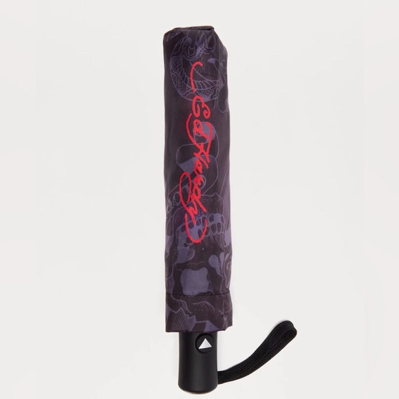 Ed Hardy Umbrella in Black - Picture 3 of 5